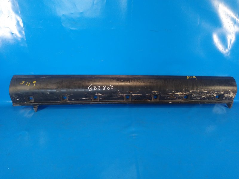 Накладка порога наружная правая SUZUKI SX4 06-13 2008 2.0 J20A 77230-80J01-5PK Б/У