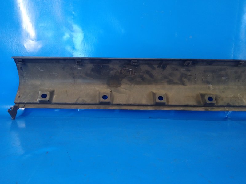 Накладка порога наружная правая SX4 06-13 2008 2.0 J20A