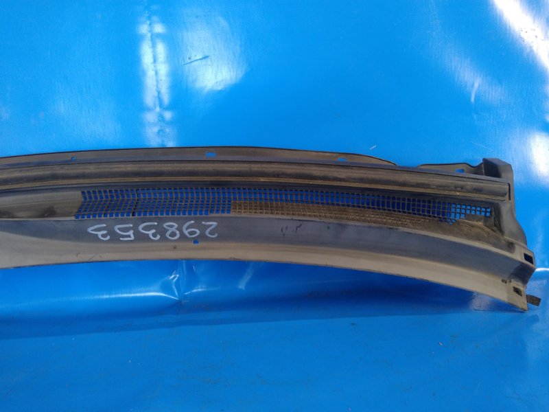 Пластик под лобовое стекло / Жабо MITSUBISHI MIRAGE 13- 1.2 3A92