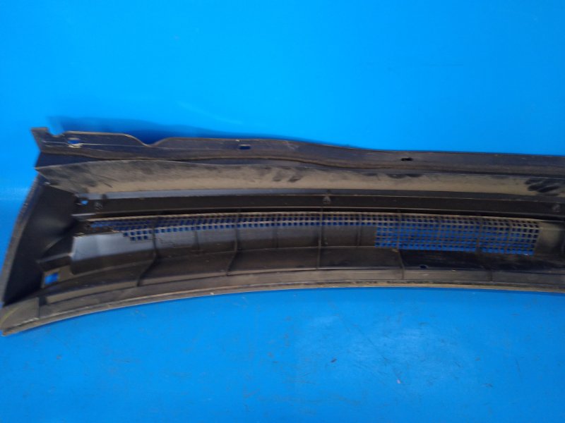 Пластик под лобовое стекло / Жабо MIRAGE 13- 2013 1.2 3A92