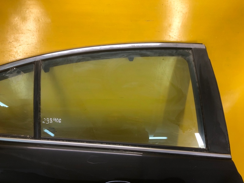 Запчасть стекло двери заднее правое TOYOTA AVENSIS 08-18 68103-05140 Б/У Стекло двери заднее правое TOYOTA AVENSIS 08-18 68103-05140 Б/У