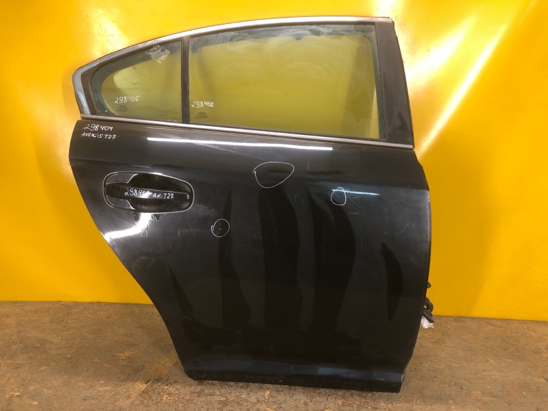 Запчасть дверь задняя правая TOYOTA AVENSIS 08-18 67003-05040 Б/У Дверь задняя правая TOYOTA AVENSIS 08-18 67003-05040 Б/У