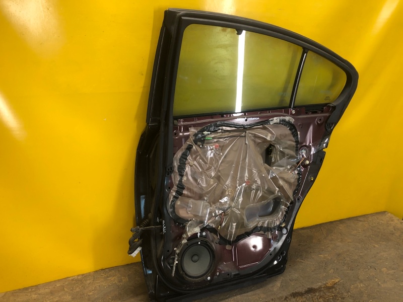 Дверь задняя правая AVENSIS 08-18 Дверь задняя правая AVENSIS 08-18