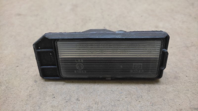 Запчасть подсветка номера MITSUBISHI ASX / OUTLANDER SPORT 10-21 8341A132 Б/У Подсветка номера MITSUBISHI ASX / OUTLANDER SPORT 10-21 8341A132 Б/У