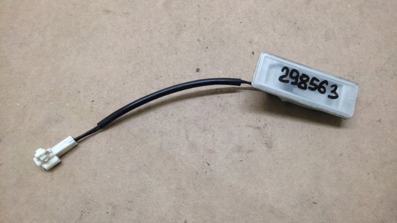 Подсветка номера SUBARU TRIBECA B10 07-13 84301XA012 Б/У
