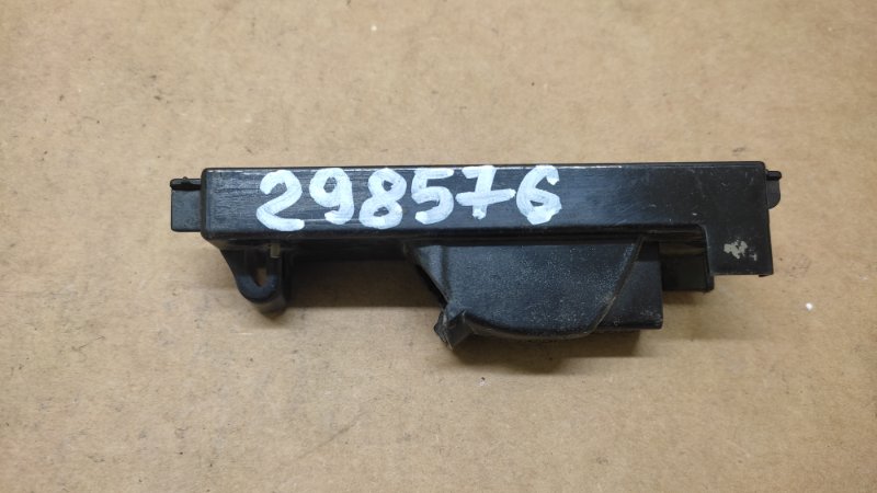 Подсветка номера YARIS 00-05