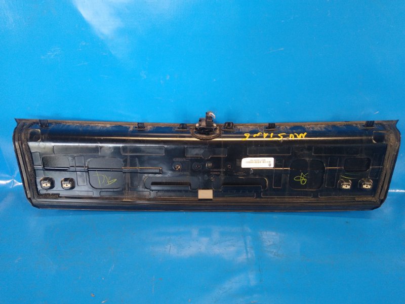 Накладка двери багажника MUSTANG 15- 2019 S550 2.3 C23HD0D