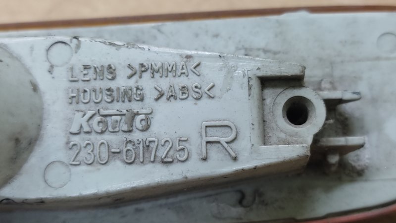 Повторитель поворота в крыло передний правый MAZDA XEDOS 9 X9 (TA) 93-02