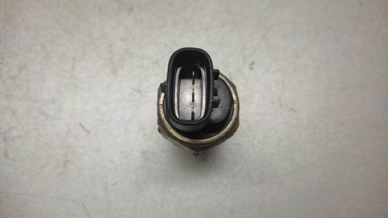 Датчик давления топлива CX-5 (KE) 11-17 Датчик давления топлива CX-5 (KE) 11-17