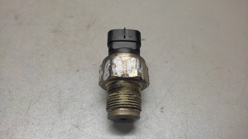 Датчик давления топлива MAZDA CX-5 (KE) 11-17 Датчик давления топлива MAZDA CX-5 (KE) 11-17