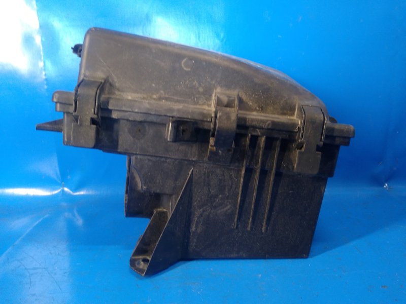 Корпус воздушного фильтра XC70 00–07 2006 2.5 B5254T2