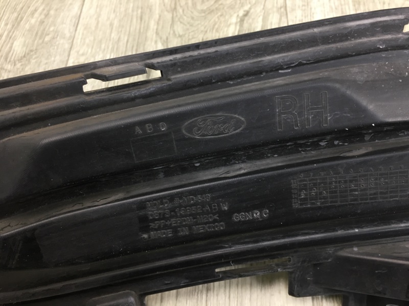 Заглушка ПТФ правая FORD FUSION 14- C25HDEX