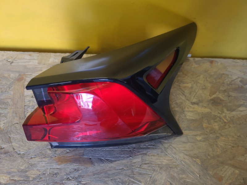 Фонарь наружный задний правый LEXUS NX 14-21 8155178021 Б/У