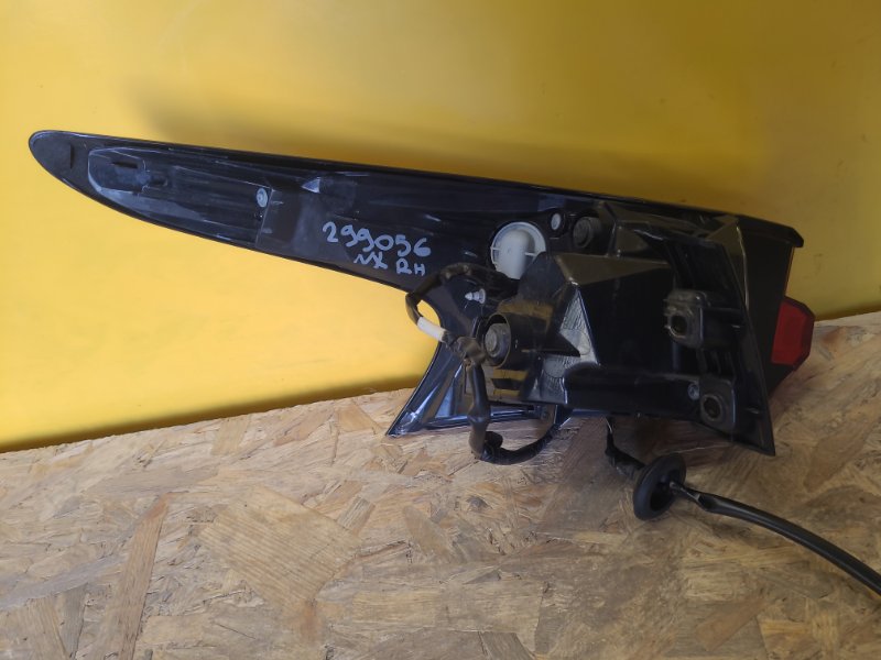 Фонарь наружный задний правый NX 14-21