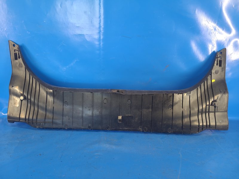 Накладка на порог багажника CAMRY 40 06-11 2007 3.5 2GR-FE