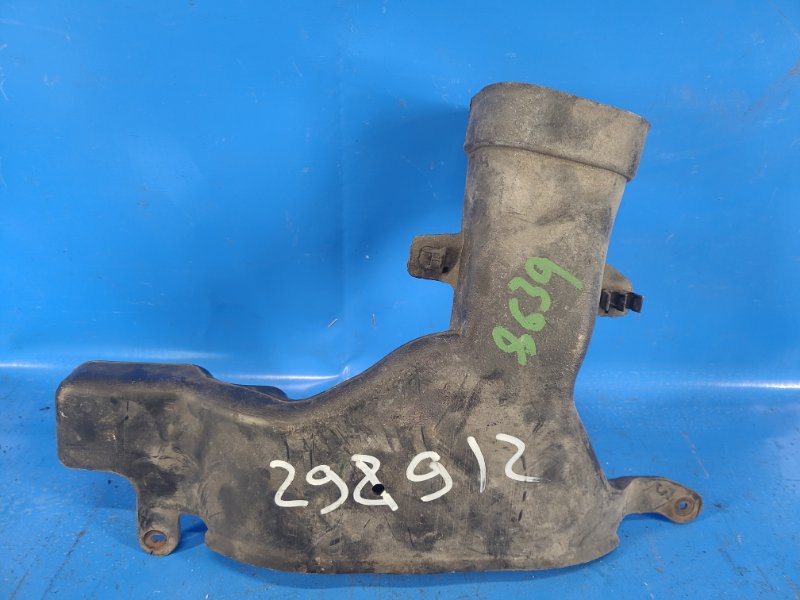 Патрубок воздушного фильтра TOYOTA CAMRY 40 06-11 2007 3.5 2GR-FE 17752-0P010 Б/У