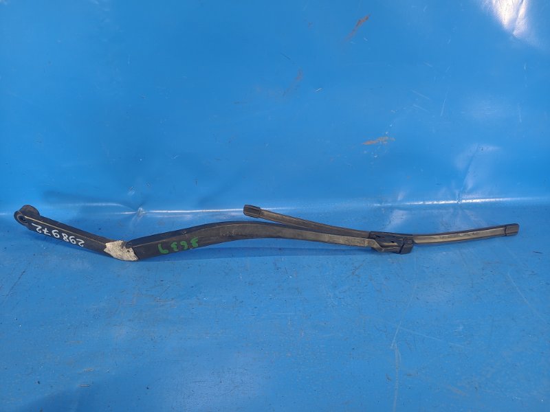 Поводок стеклоочистителя передний правый TOYOTA CAMRY 40 06-11 2007 3.5 2GR-FE 85211-06050 Б/У