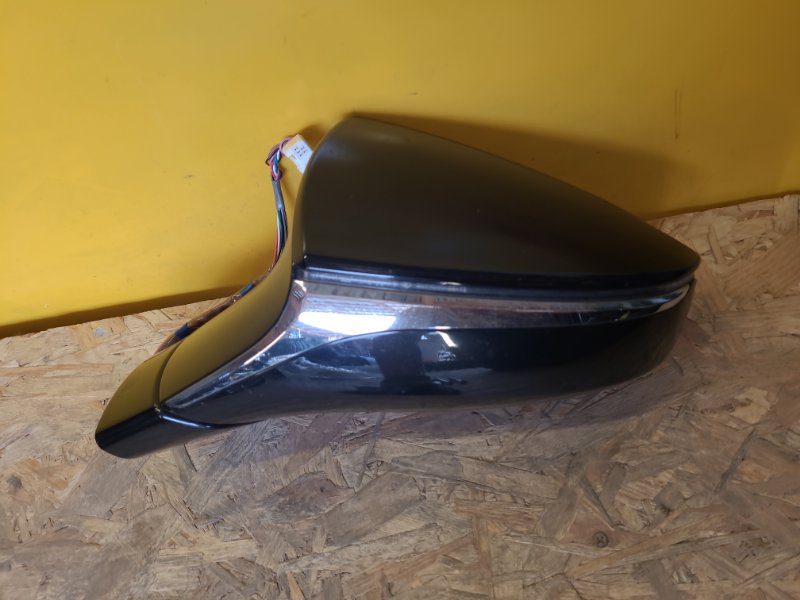 Зеркало левое UX 200 18-