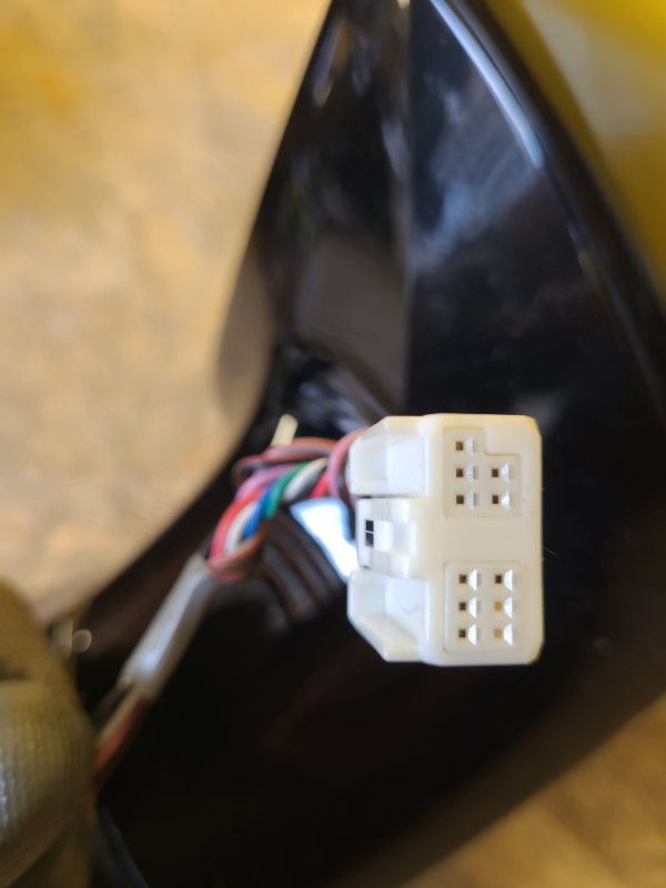 Зеркало левое UX 200 18-