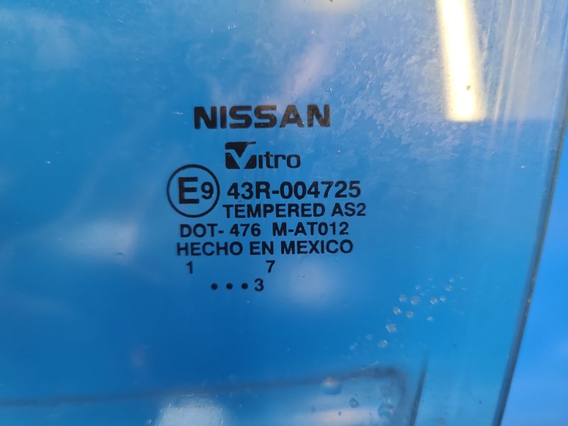 Стекло двери переднее левое SENTRA B17 12-21 2013 1.8 MRA8DE