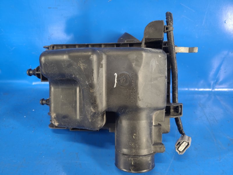 Корпус воздушного фильтра NISSAN SENTRA B17 12-21 2013 1.8 MRA8DE 16500-3RC2A Б/У