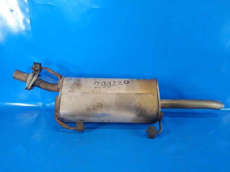 Глушитель NISSAN SENTRA B17 12-21 2013 1.8 MRA8DE 20100-3SA1A Б/У