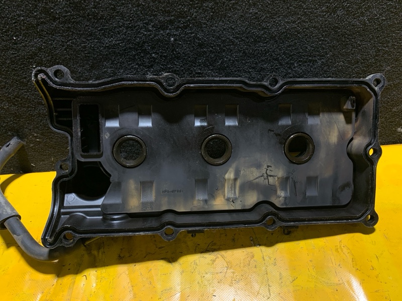 Крышка клапанная левая G35 03-07 2006 Седан 3.5