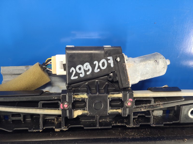 Моторчик люка TOYOTA CAMRY 40 06-11 2007 3.5 2GR-FE 63260-06030 Б/У