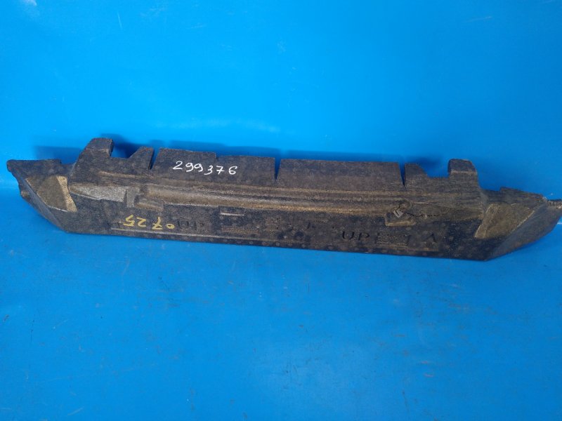 Запчасть наполнитель бампера передний VOLVO S60 10-13 2012 2.5L B5254T5 30795050 Б/У Наполнитель бампера передний VOLVO S60 10-13 2012 2.5L B5254T5 30795050 Б/У