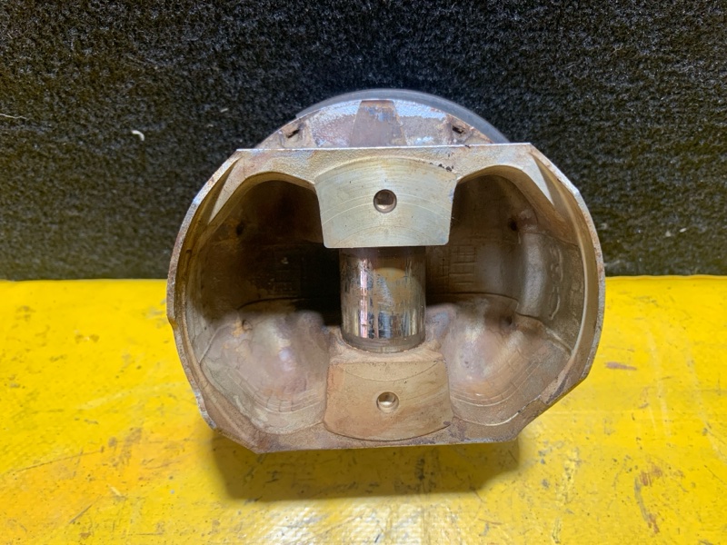 Поршень левый INFINITI G35 03-07 Седан 3.5