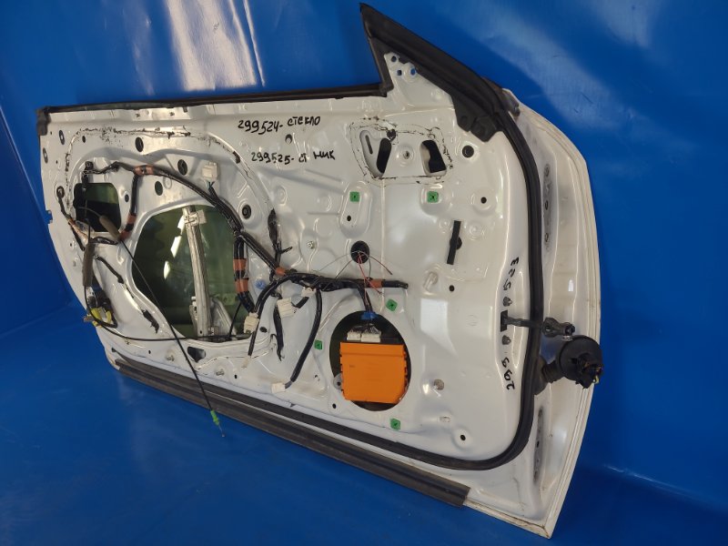 Дверь левая IS250/350 05-13 2013 GSE20L 2.5 4GR-FSE Дверь левая IS250/350 05-13 2013 GSE20L 2.5 4GR-FSE