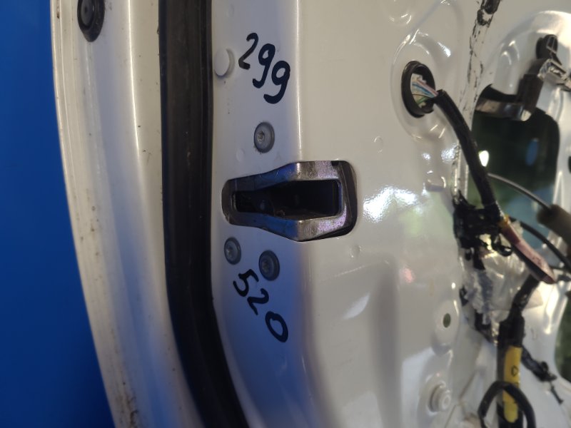 Запчасть замок двери левый LEXUS IS250/350 05-13 2013 GSE20L 2.5 4GR-FSE 69040-42250 Б/У Замок двери левый LEXUS IS250/350 05-13 2013 GSE20L 2.5 4GR-FSE 69040-42250 Б/У