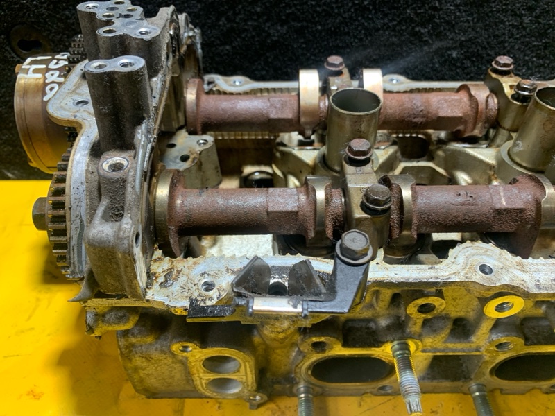 Головка блока цилиндров левая G35 03-07 2006 Седан 3.5