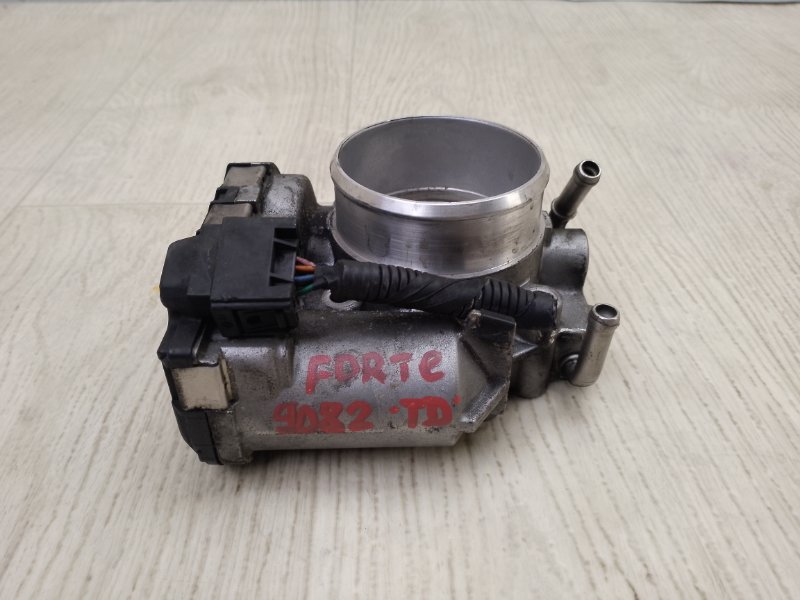 Дроссельная заслонка KIA FORTE/CERATO TD 08-13 2011 TD 2.0 G4KD 351002G200 Б/У