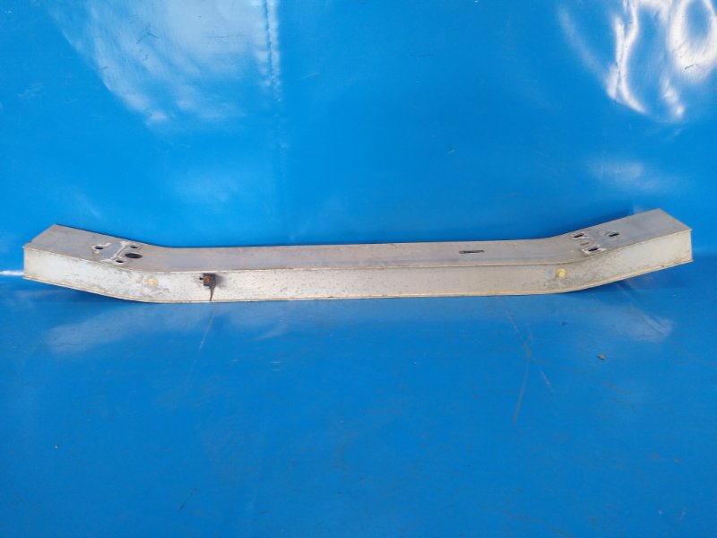 Усилитель переднего бампера IS250/350 05-13 2013 GSE20L 2.5 4GR-FSE