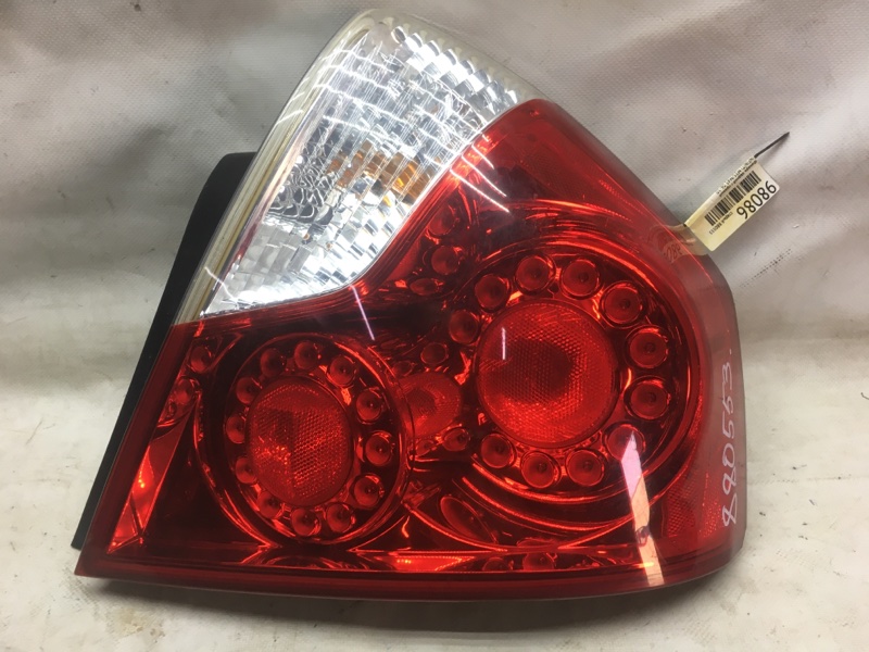 Фонарь наружный задний правый INFINITI M35/M45 04-10 220-63788 Б/У