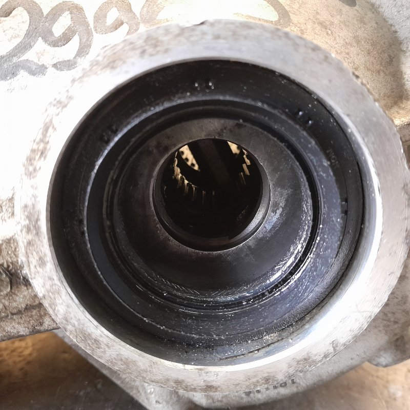 Редуктор задний VENZA 09-16 2009 3.5 2GR-FE