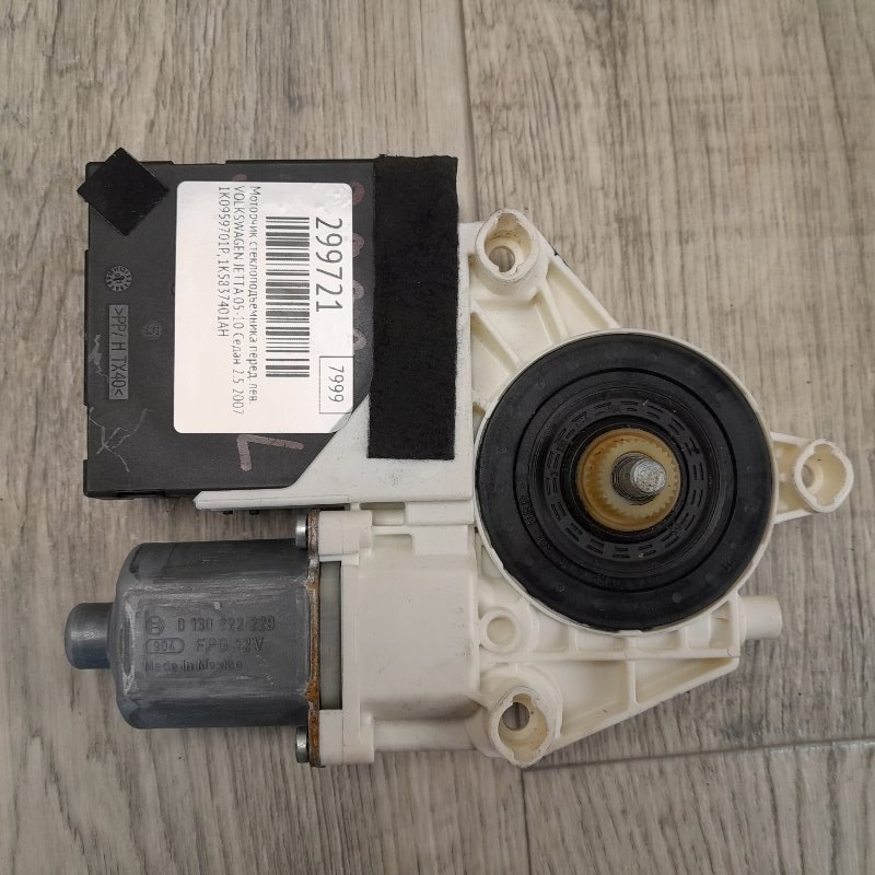 Моторчик стеклоподъемника передний левый JETTA 05-10 2007 Седан 2.5