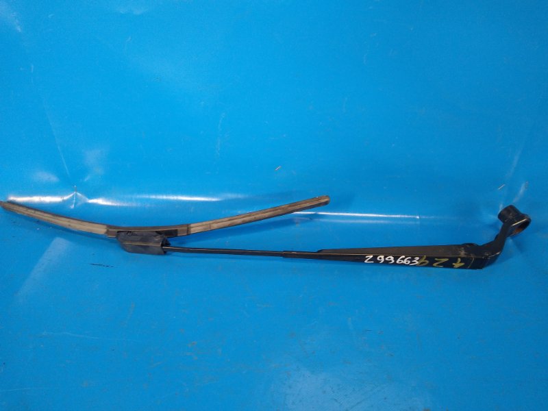 Поводок стеклоочистителя передний правый JEEP COMPASS 06-16 2014 2.0 ECN 68002027AA Б/У