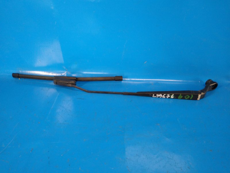 Запчасть поводок стеклоочистителя передний правый DODGE CALIBER 06-11 2006 2.0 ECN 5183259AA Б/У Поводок стеклоочистителя передний правый DODGE CALIBER 06-11 2006 2.0 ECN 5183259AA Б/У