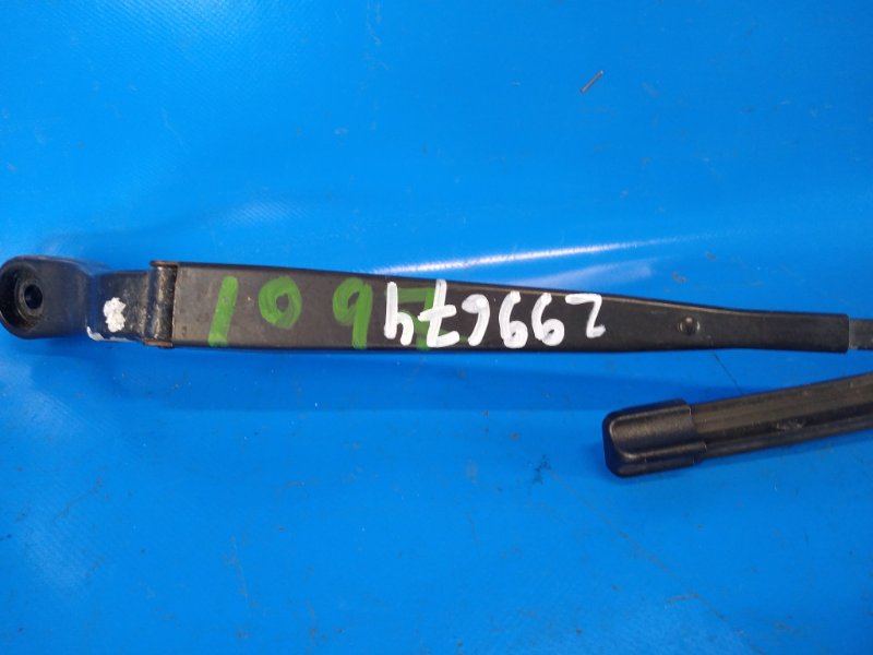 Поводок стеклоочистителя передний левый DODGE CALIBER 06-11 2.0 ECN Поводок стеклоочистителя передний левый DODGE CALIBER 06-11 2.0 ECN