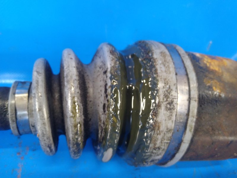 Привод передний правый CALIBER 06-11 2006 2.0 ECN Привод передний правый CALIBER 06-11 2006 2.0 ECN