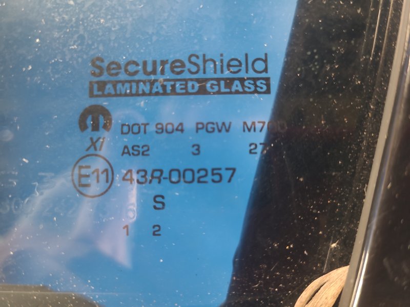 Стекло двери переднее левое 200 10-14 2013 3.6 ERB Стекло двери переднее левое 200 10-14 2013 3.6 ERB