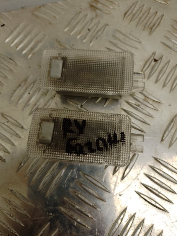 Плафон подсветки багажника LEXUS RX350/450 09-15 8125048010 Б/У