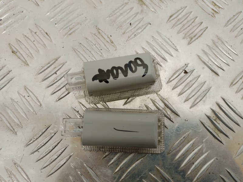 Плафон подсветки багажника LEXUS RX350/450 09-15