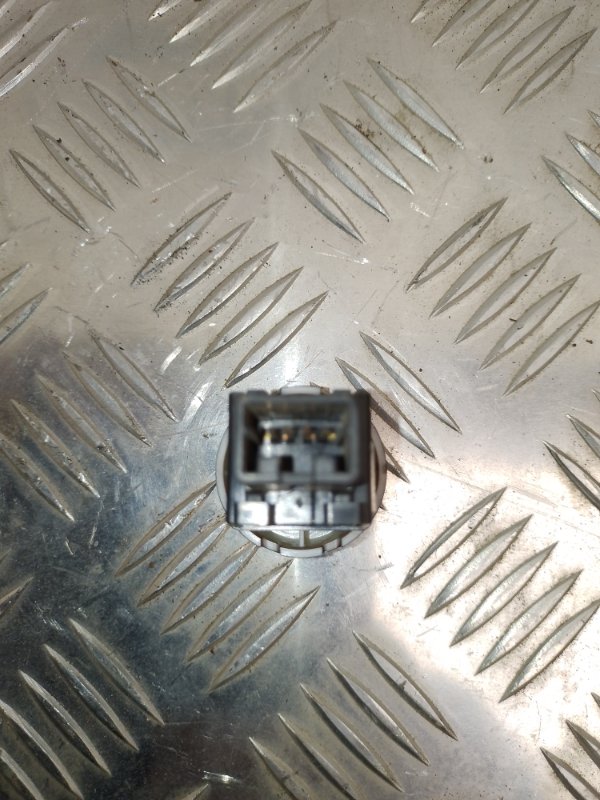 Кнопка аварийной сигнализации FX S50 03-08