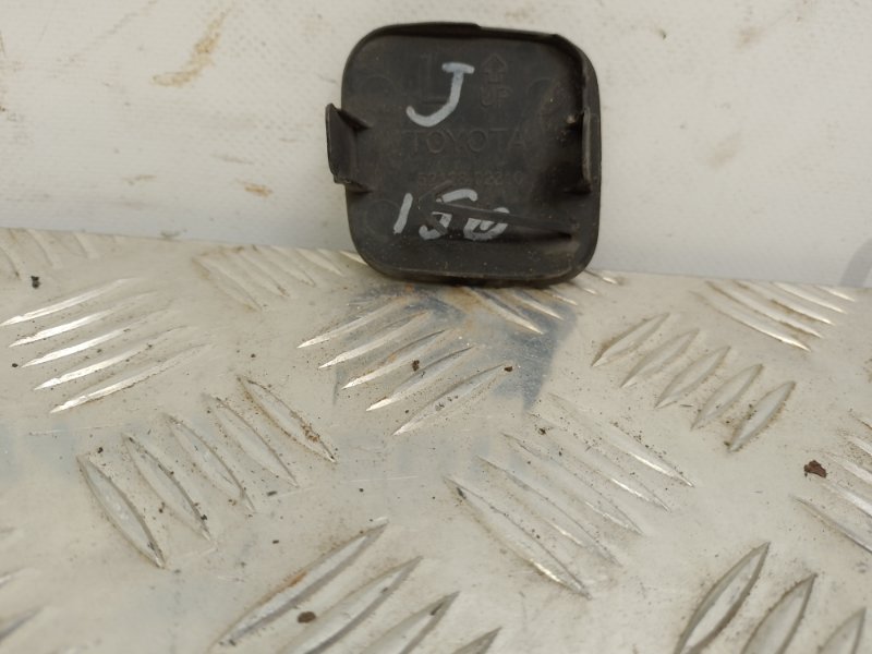 Заглушка буксировочного крюка левая TOYOTA COROLLA 150 06-13