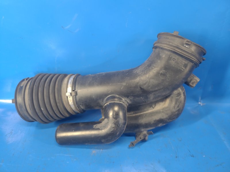 Патрубок воздушного фильтра 200 10-14 2013 3.6 ERB