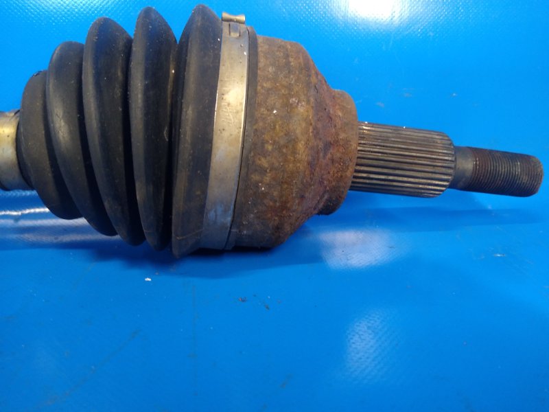 Привод передний правый 200 10-14 2013 3.6 ERB