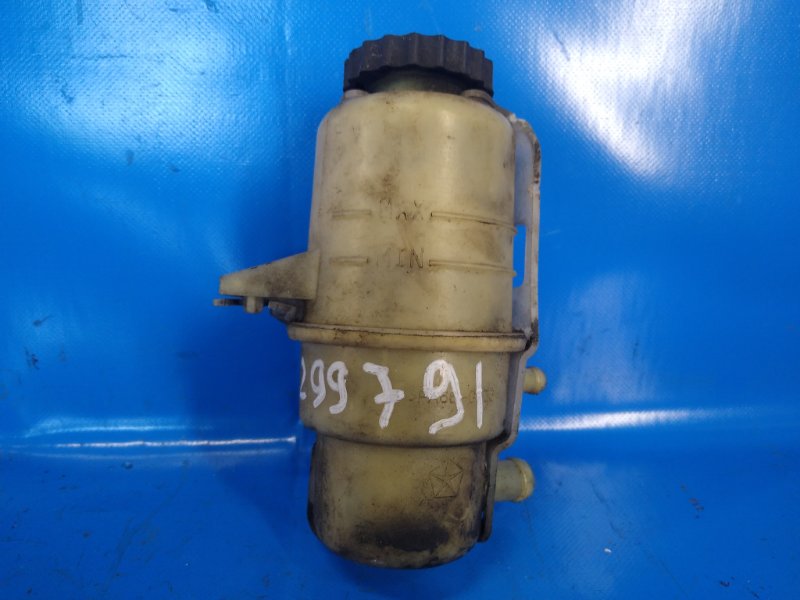 Запчасть бачок гур CHRYSLER 200 10-14 2013 3.6 ERB 68081035AA Б/У Бачок ГУР CHRYSLER 200 10-14 2013 3.6 ERB 68081035AA Б/У